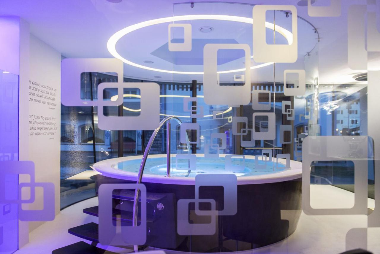 Hotel Cosmea 4 Stars - Your Dolomites Experience โอติเซ ภายนอก รูปภาพ